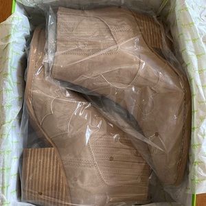 Sam Edelman Winona Bootie Size 8